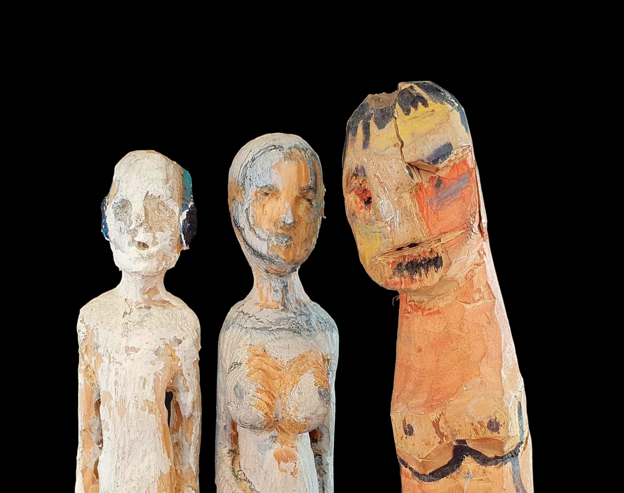 Esculturas expresionistas primitivas en madera de Ivan Planes, arte contemporáneo desde España